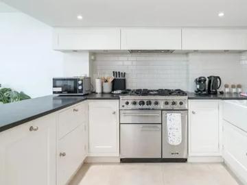 London, SW7 1JF, United Kingdom | 3 bed townhouse for rent #165044638 | Rentberry