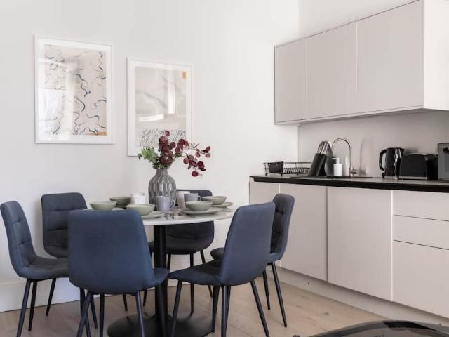 London, SW7 2EA, United Kingdom | 2 bed townhouse for rent #147440130 | Rentberry