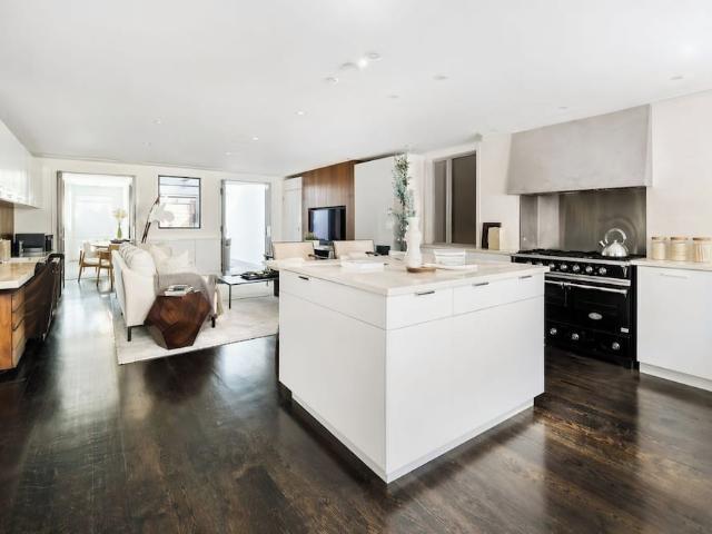 London, SW7 2EP, United Kingdom | 5 bed townhouse for rent #172278383 | Rentberry
