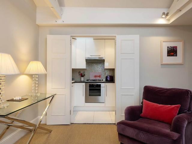 London, SW7 3AB, United Kingdom | 2 bed townhouse for rent #160283686 | Rentberry