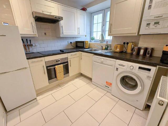 London, SW8 1NJ, United Kingdom | 2 bed apartment for rent #134808702 | Rentberry