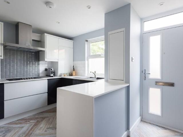 London, SW8 2UD, United Kingdom | 4 bed townhouse for rent #98252481 | Rentberry
