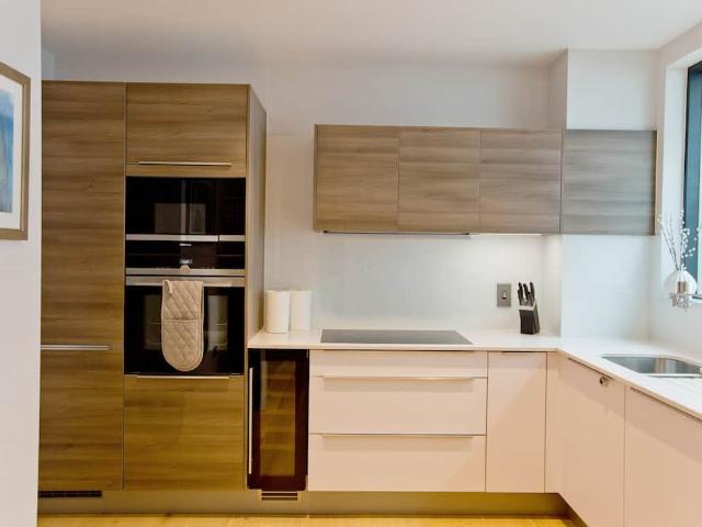 London, SW8 4EQ, United Kingdom | 3 bed house for rent #114317407 | Rentberry