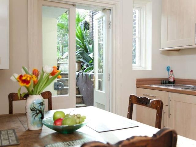 London, SW9 9HZ, United Kingdom | 2 bed townhouse for rent #96130494 | Rentberry