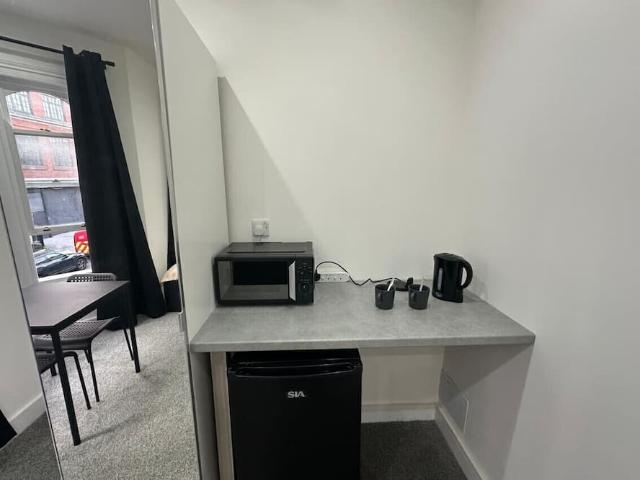 London, SW11 1PJ, United Kingdom | 1 bed house for rent #165859485 | Rentberry