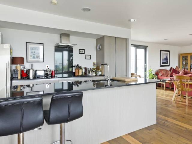 London, SW15 2SU, United Kingdom | 2 bed apartment for rent #95796563 | Rentberry