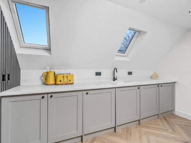 London, SW16 5XE, United Kingdom | 1 bed apartment for rent #168395609 | Rentberry