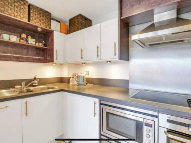 London, SW18 1BZ, United Kingdom | 1 bed apartment for rent #147421073 | Rentberry
