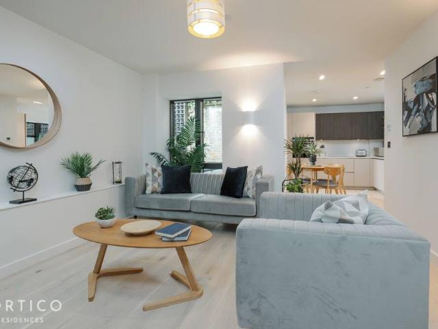 London, SW18 2RT, United Kingdom | 2 bed apartment for rent #129771762 | Rentberry