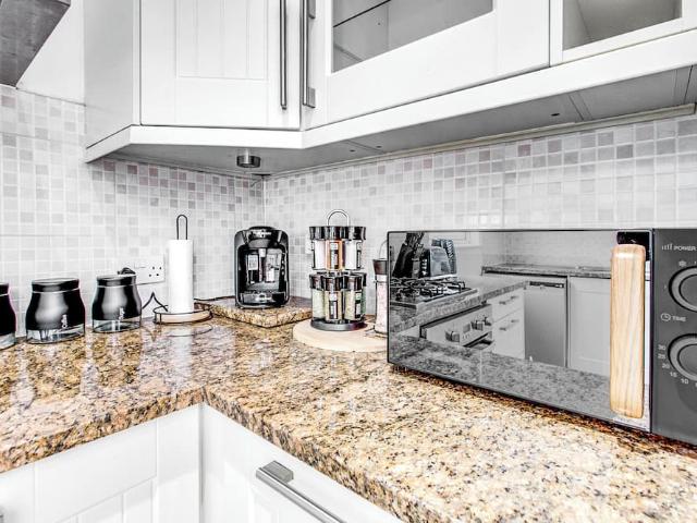 London, SW19 4EJ, United Kingdom | 3 bed house for rent #153430835 | Rentberry