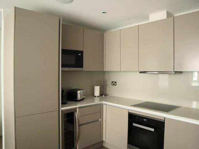 London, SW1P 4FH, United Kingdom | 3 bed apartment for rent #147389776 | Rentberry