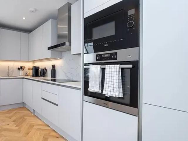 London, SW1P 2EE, United Kingdom | 3 bed apartment for rent #104158419 | Rentberry