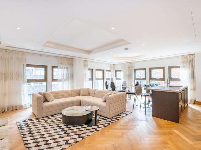 London SW1P 3 bed apartment to rent £7,800 pcm £1,800 pw