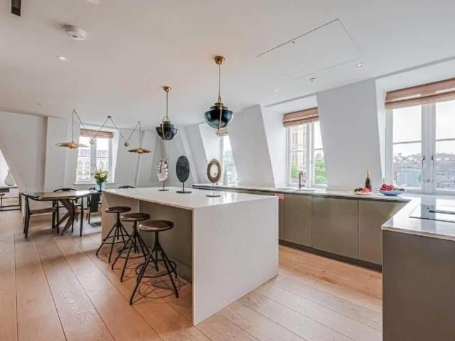 London, SW1P 3NQ, United Kingdom | 3 bed duplex for rent #164253900 | Rentberry