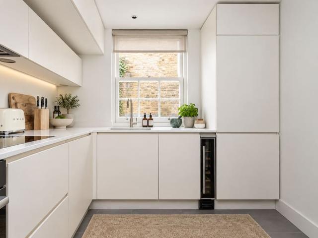 London, SW1W 9QQ, United Kingdom | 3 bed townhouse for rent #176010819 | Rentberry