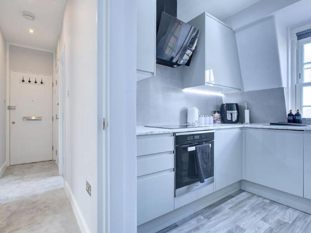 London, SW1V 1TA, United Kingdom | 1 bed apartment for rent #116349830 | Rentberry