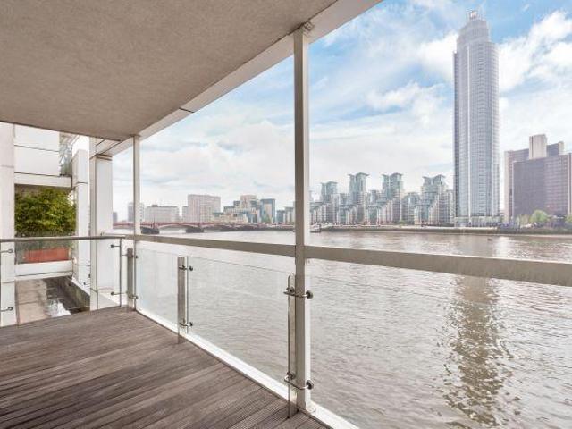 London SW1V 3 bed flat to rent £6,000 pcm £1,385 pw