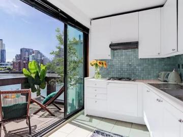London, SW1V 3JY, United Kingdom | 3 bed townhouse for rent #131359834 | Rentberry
