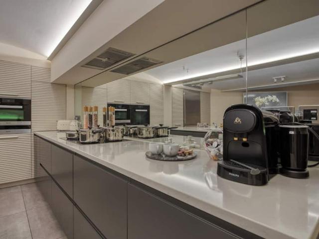 London, SW1X 8DT, United Kingdom | 3 bed townhouse for rent #147264135 | Rentberry