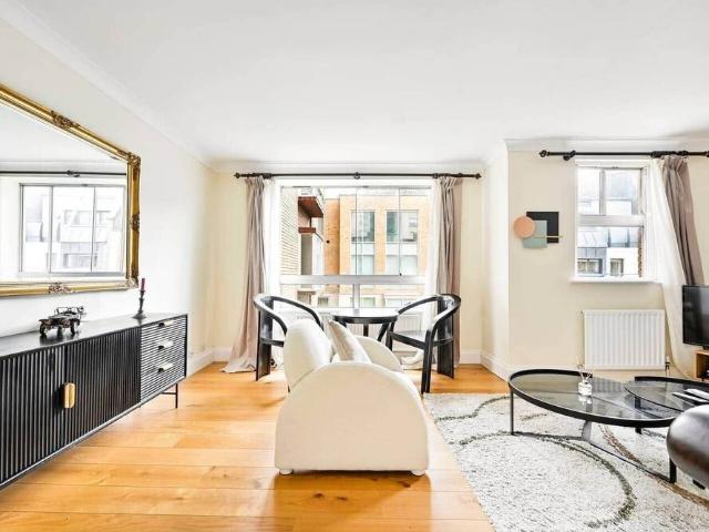 London, SW1X 8EA, United Kingdom | 3 bed house for rent #130024602 | Rentberry
