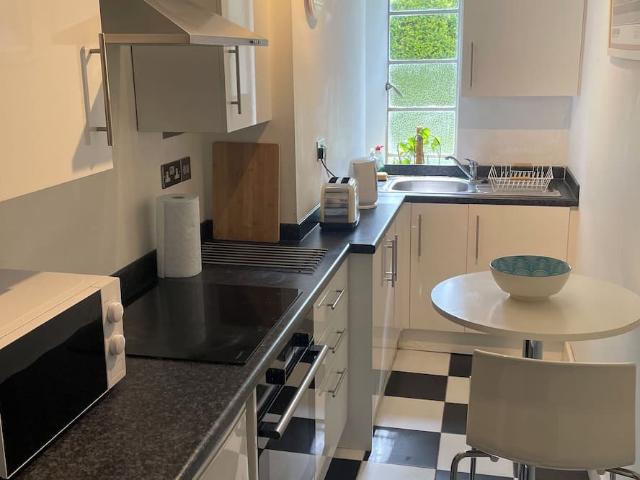 London, SW20 8ND, United Kingdom | 1 bed apartment for rent #164920150 | Rentberry
