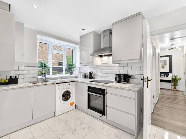 London, SW2 3BP, United Kingdom | 2 bed apartment for rent #170086424 | Rentberry