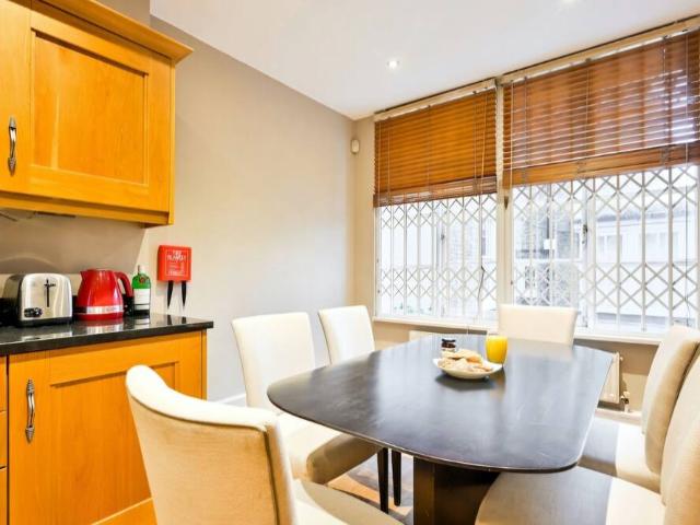 London, SW3 2PU, United Kingdom | 5 bed townhouse for rent #169901389 | Rentberry
