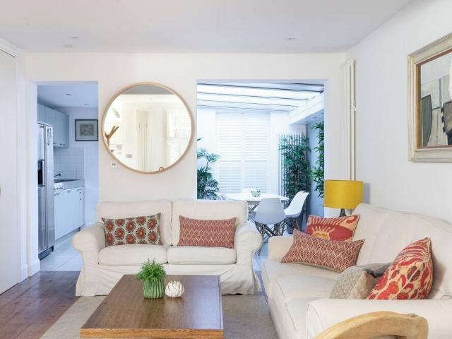 London, SW3 6QD, United Kingdom | 2 bed townhouse for rent #96132226 | Rentberry