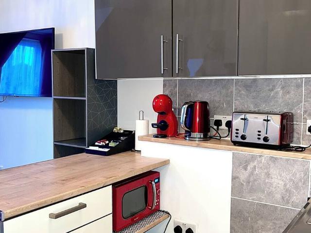 London, RM6 4UW, United Kingdom | 1 bed apartment for rent #121484297 | Rentberry