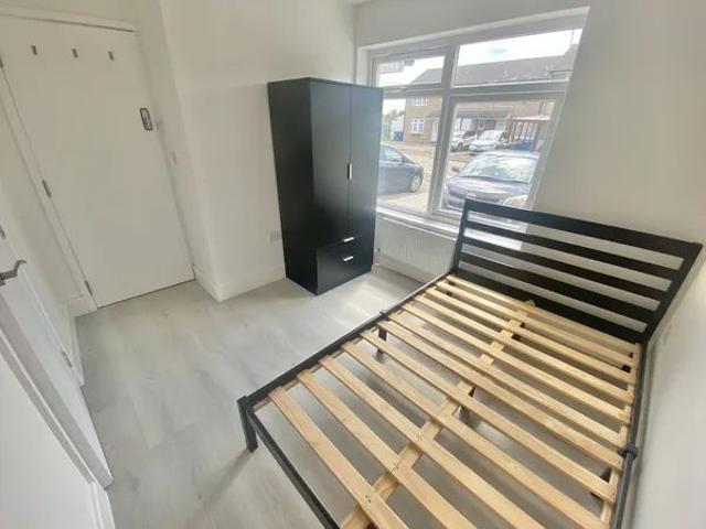 London Road Tilbury, Property for rent