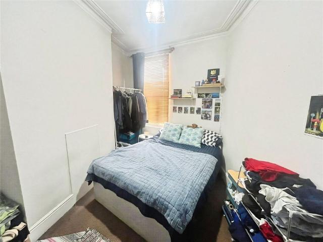 London Road, Twickenham, TW1 3RR