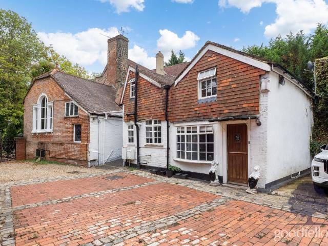 London Road, Wallington SM6, 3 bed end terrace house to rent, £2,250 pcm | PrimeLocation