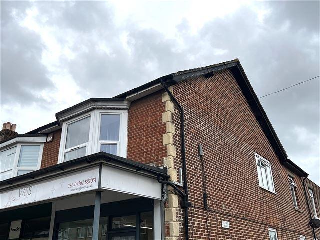 London Road, Waterlooville, Hampshire PO7, 2 bed flat to rent, £1,100 pcm | PrimeLocation