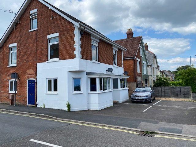 London Road, Waterlooville PO7, 1 bed flat to rent, £895 pcm | PrimeLocation