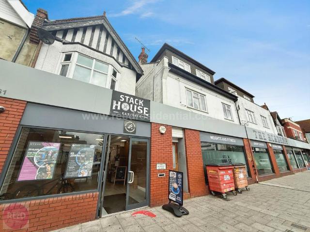 London Road, Westcliff On Sea 2 bed flat to rent £1,250 pcm £288 pw