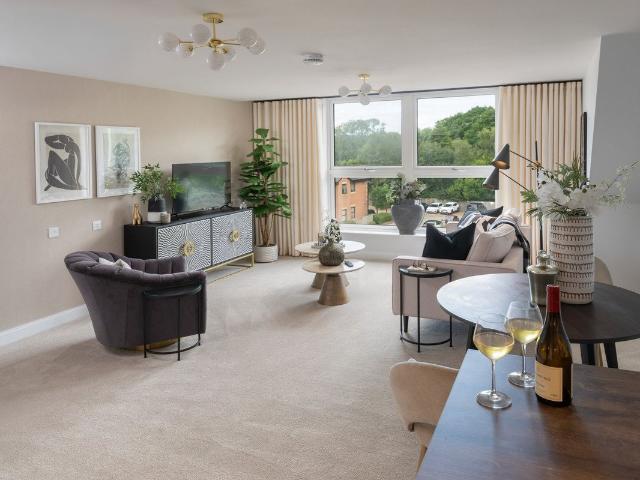 London Road, Bagshot GU19, 1 bed flat to rent, £3,475 pcm | PrimeLocation