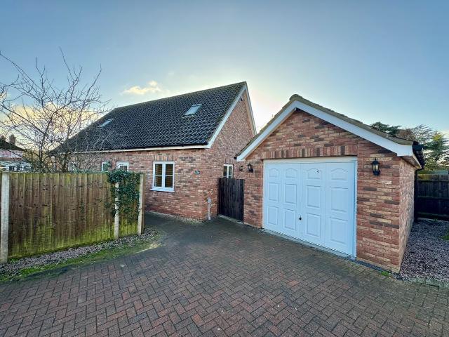 London Road, Brandon IP27, 2 bed detached house to rent, £1,600 pcm | PrimeLocation