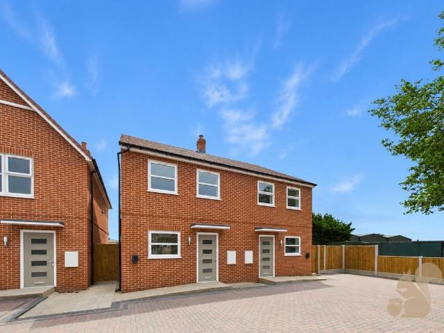 London Road, Capel St. Mary, Ipswich IP9, 3 bed semi detached house to rent, £1,450 pcm | PrimeLocation