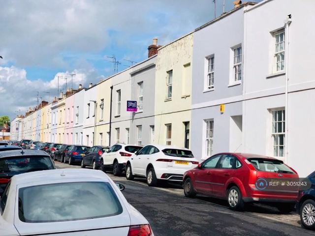 London Road, Cheltenham, GL52 1 bed flat to rent £845 pcm £195 pw