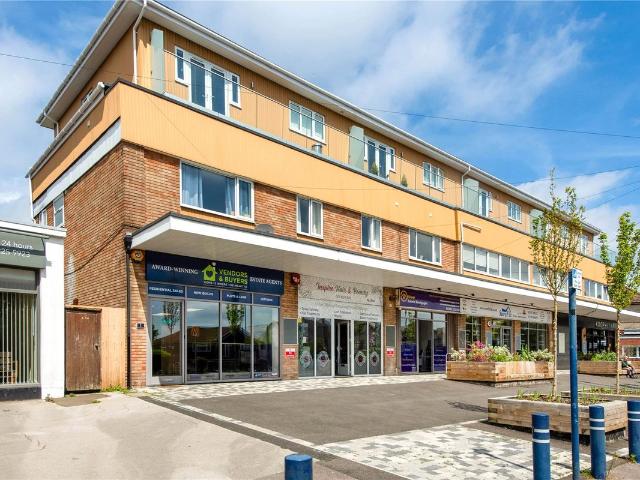 London Road, Cowplain, Waterlooville, Hampshire PO8, Property to rent, £1,500 pcm | PrimeLocation