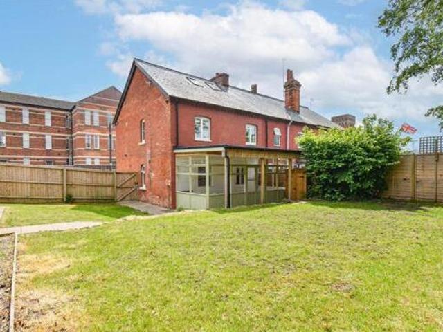 London Road, Devizes, 4 Bedroom End
