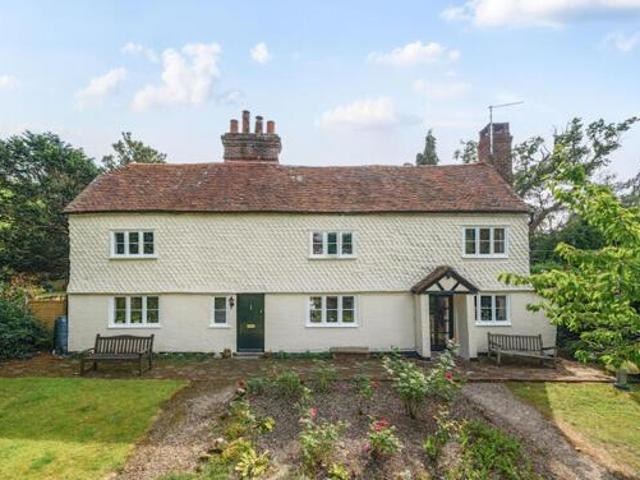 London Road, East Grinstead, 4 Bedroom Detached