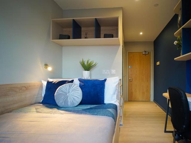 London Road, Edinburgh EH7, 1 bed flat to rent, £910 pcm | PrimeLocation
