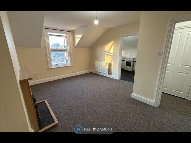 London Road, Gloucester GL1, 1 bed flat to rent, £895 pcm | PrimeLocation