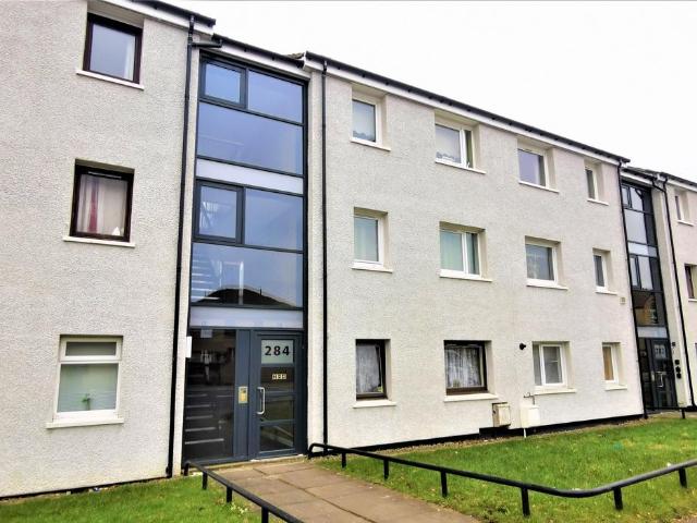 London Road, Glasgow G40 1 bed flat to rent £895 pcm £207 pw