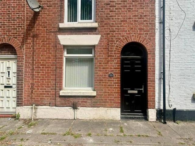 London Road, Hazel Grove, Stockport SK7, 2 bed terraced house to rent, £1,125 pcm | PrimeLocation