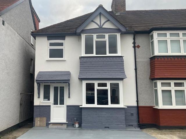London Road, Isleworth TW7, 3 bed semi detached house to rent, £2,400 pcm | PrimeLocation