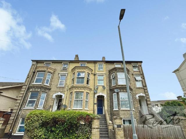 London Road, Ipswich IP1 1 bed flat to rent £740 pcm £171 pw