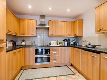 London Road, Kingston, Kingston Upon Thames KT2, 2 bed flat to rent, £1,850 pcm | PrimeLocation