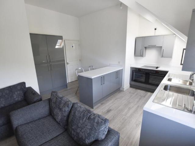 London Road, Leicester 5 bed apartment to rent £542 pcm £125 pw